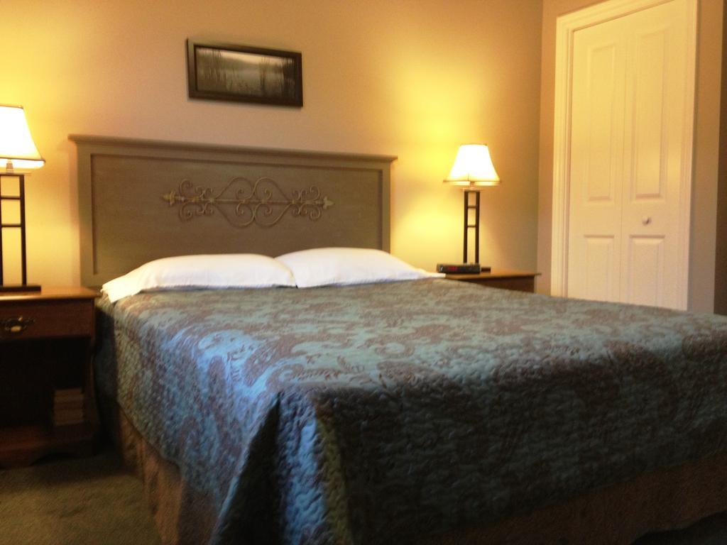 Mcintyre'S Cottages Baddeck Inlet Chambre photo