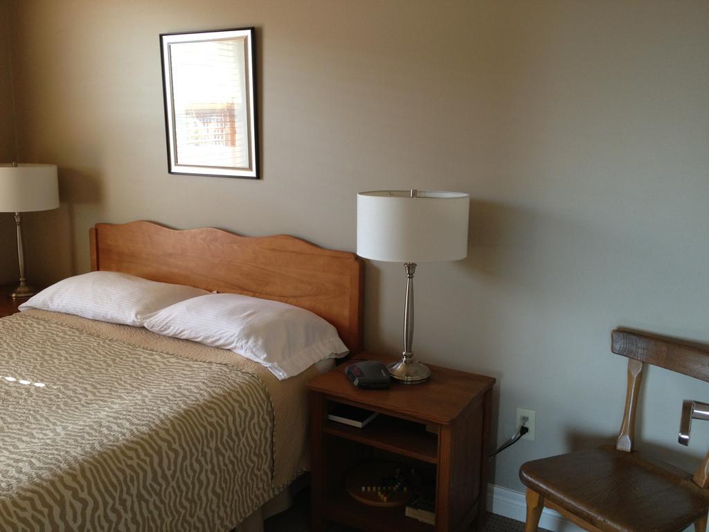 Mcintyre'S Cottages Baddeck Inlet Chambre photo